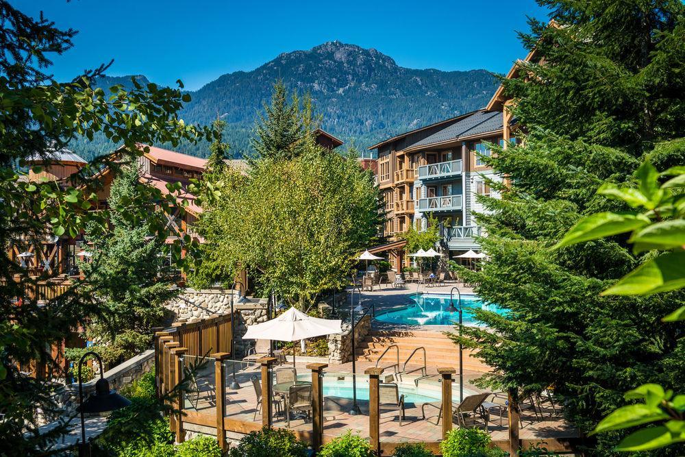 Lodging Ovations Hotel Whistler Kültér fotó